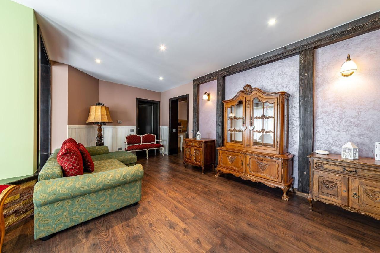 Casa Freya Hotel Buşteni Buitenkant foto