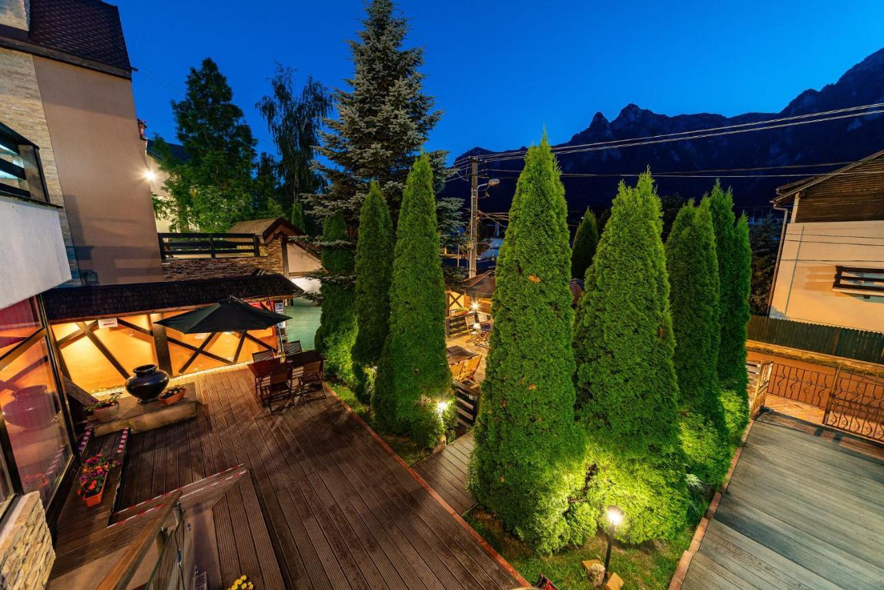 Casa Freya Hotel Buşteni Buitenkant foto