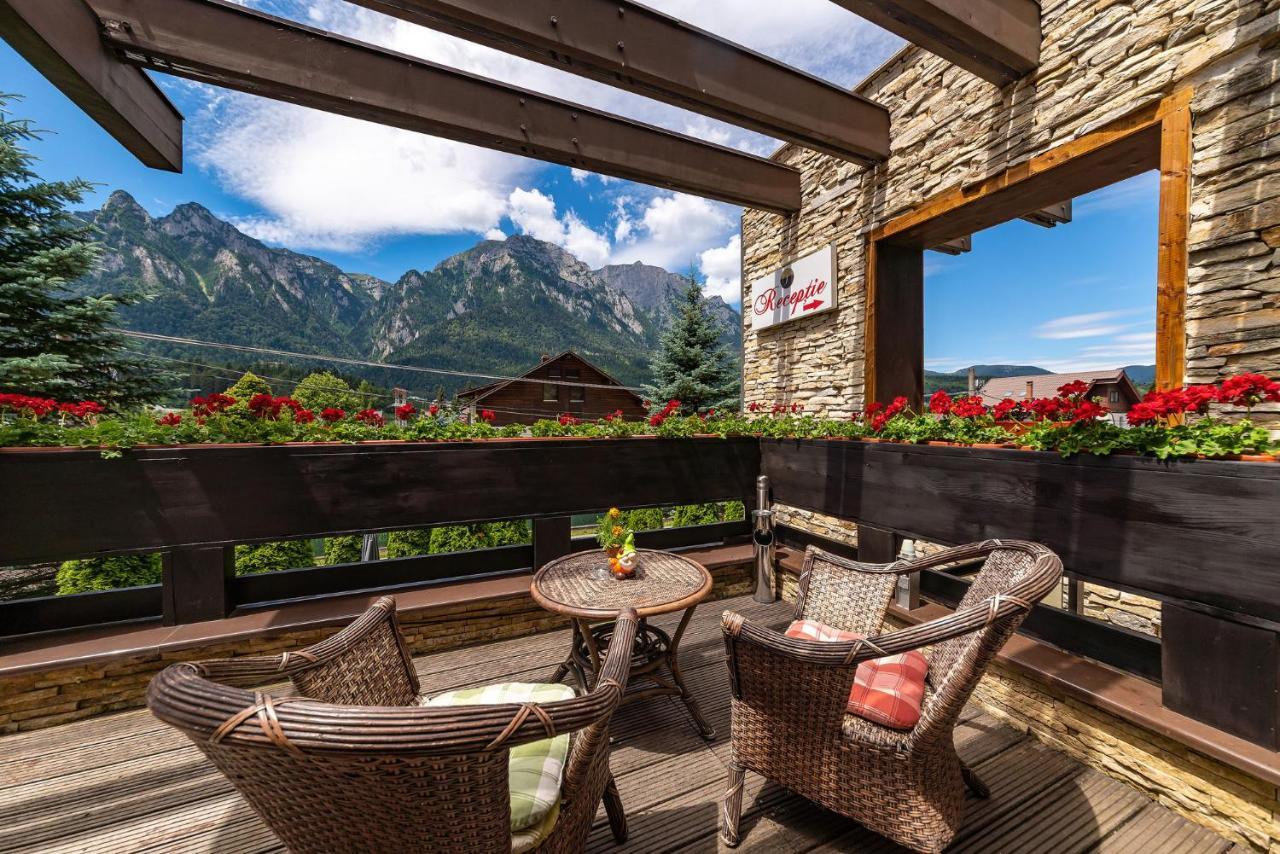 Casa Freya Hotel Buşteni Buitenkant foto