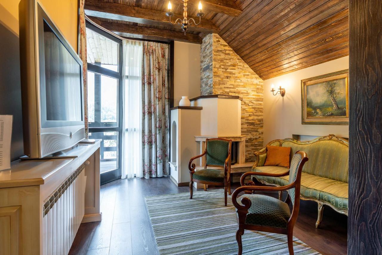 Casa Freya Hotel Buşteni Buitenkant foto